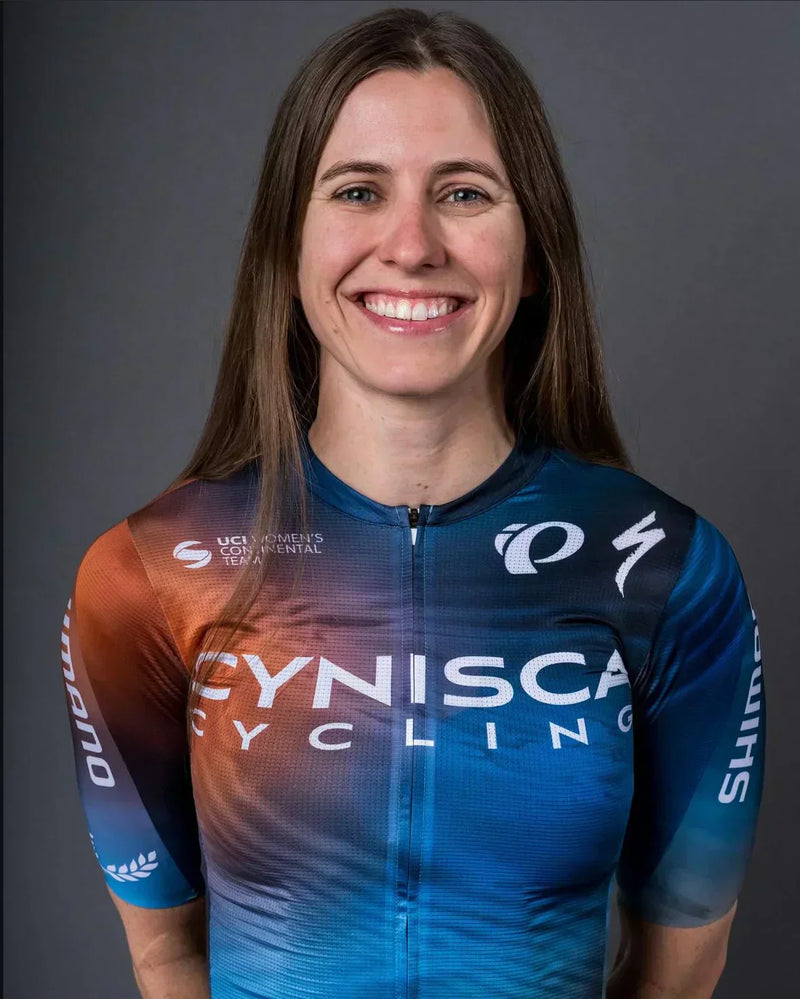 DAY IN THE LIFE: Fueling For a 90 Minute Workout With Alexis Magner