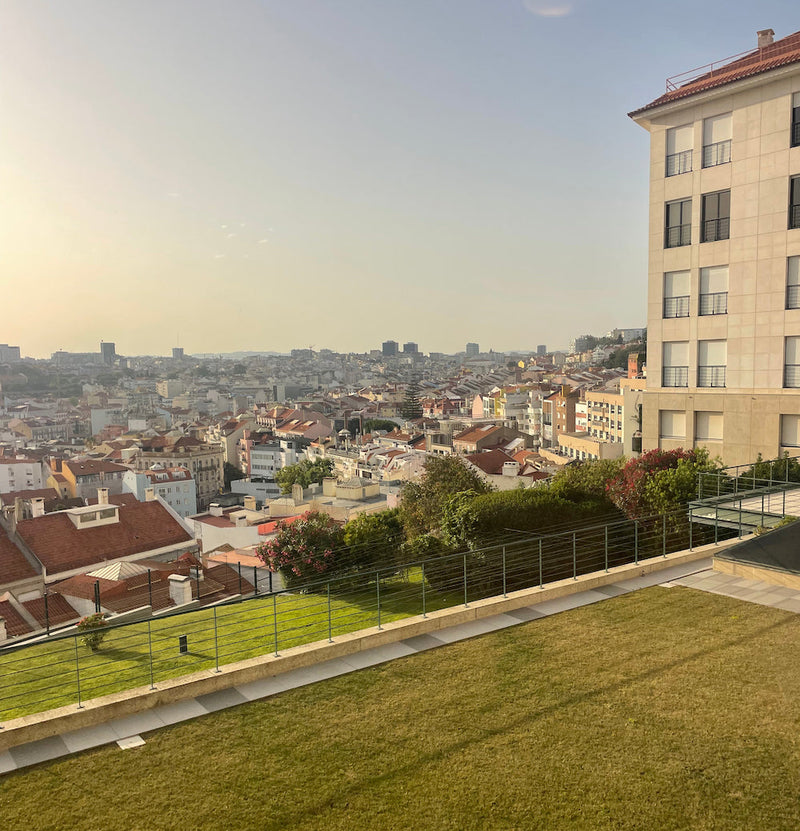 Caroline Wreszin: On Familiarity and Foreignity in Portugal