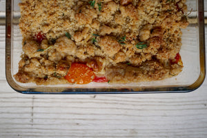 Easy Savory Tomato and Thyme Crisp